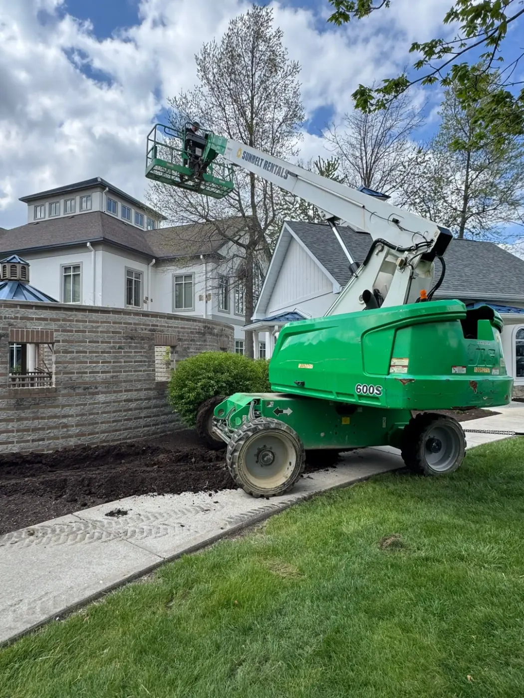 Commercial roof inspection documented in Mount Comfort